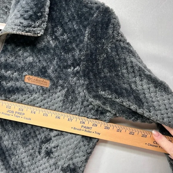 Columbia Charcoal Fleece Jacket - Picture 7 of 7